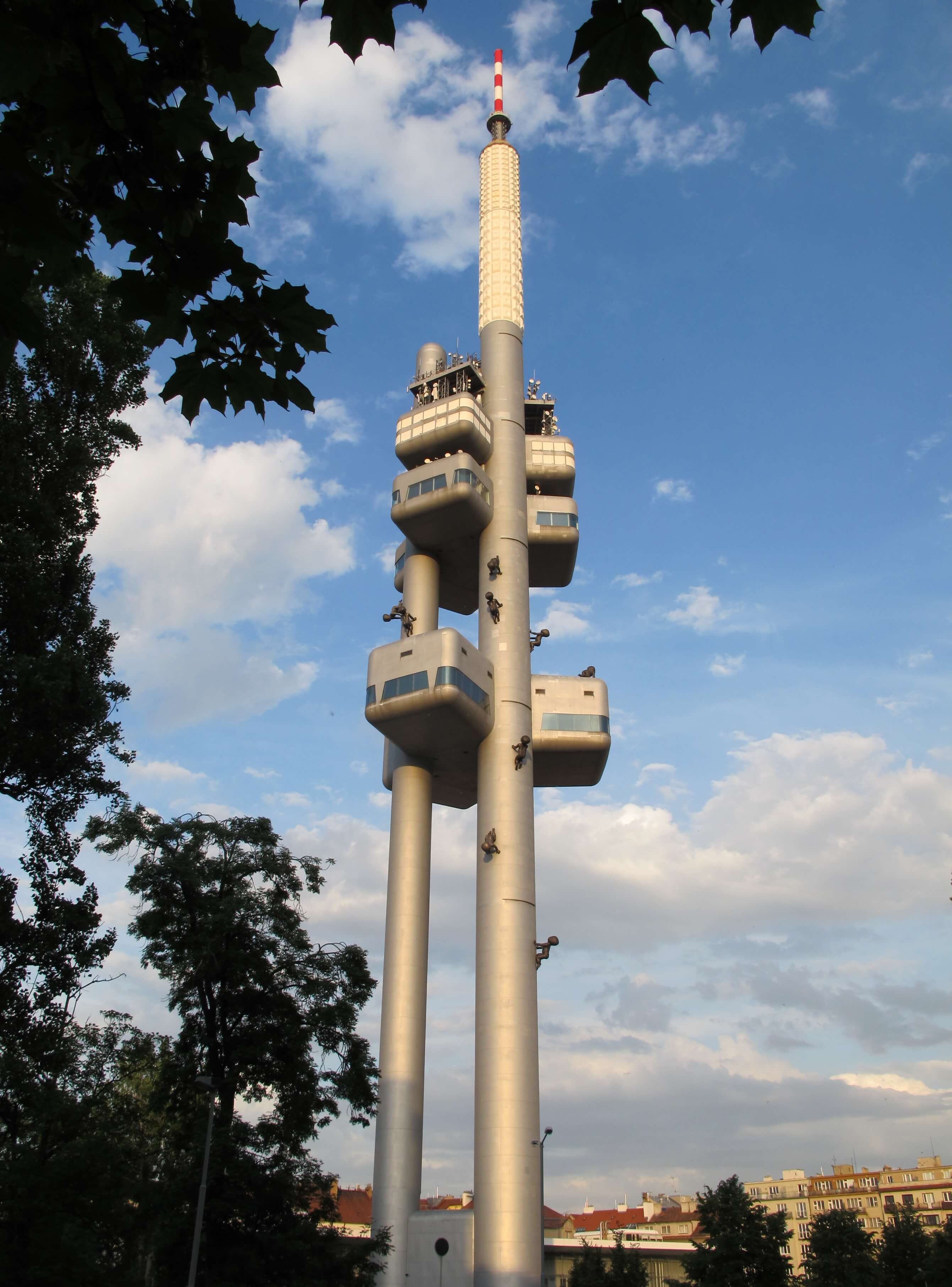 Žižkov_Television_Tower_(4).jpg